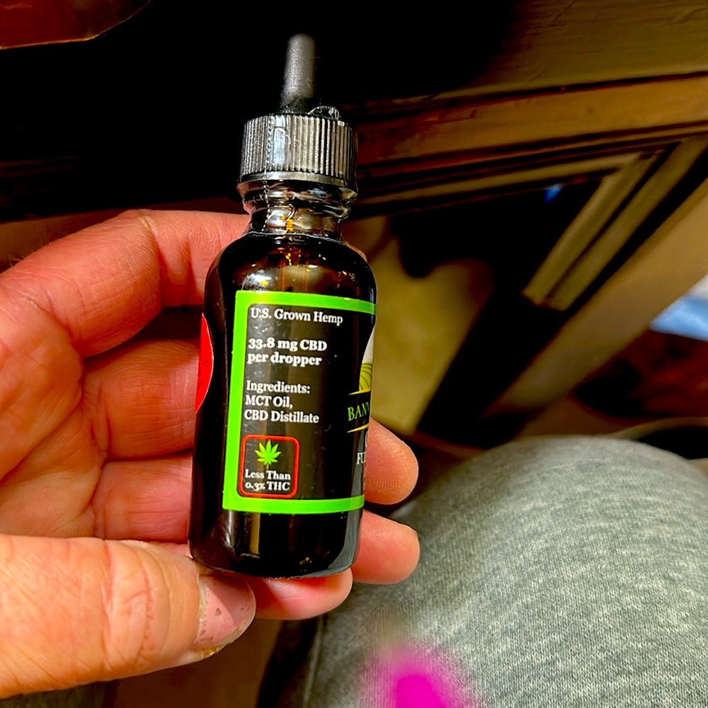 CBD OIL - Picture 4 of 7